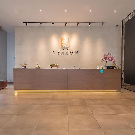 Reddoorz Plus @ Cipaganti Street 3 Bandung Exterior photo